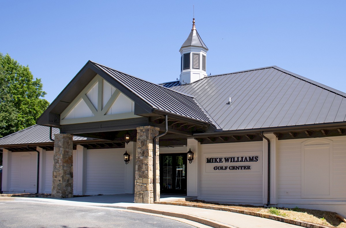 Mike Williams Golf Center & Clubhouse Bar